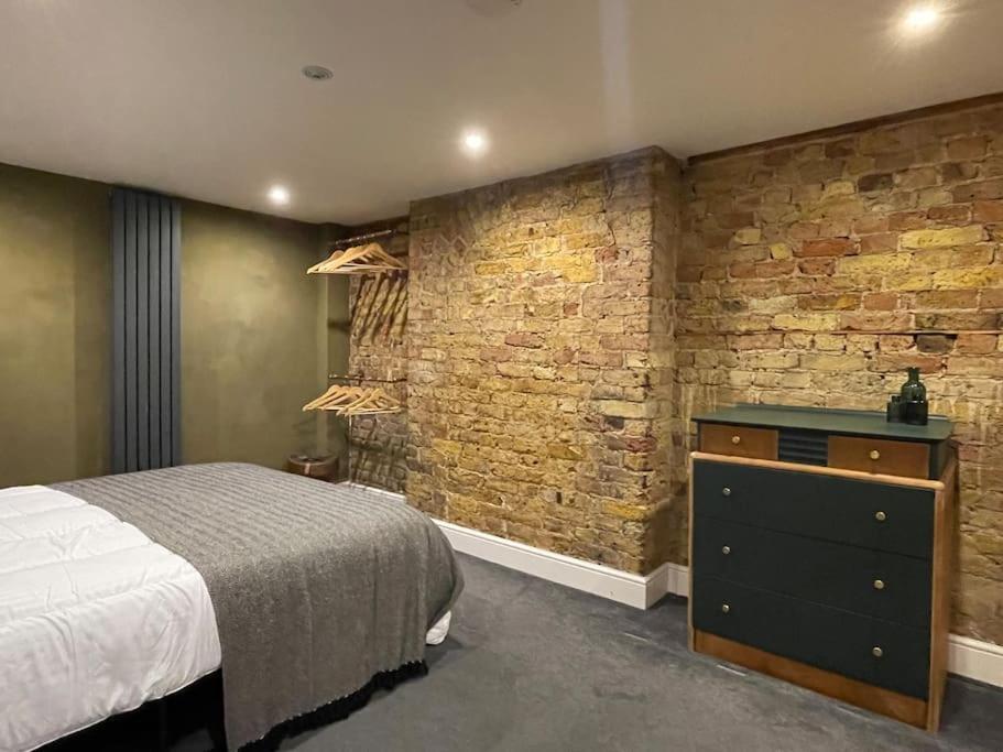 Апартаменти Exposed Brick Flat Finsbury Park Лондон Екстер'єр фото